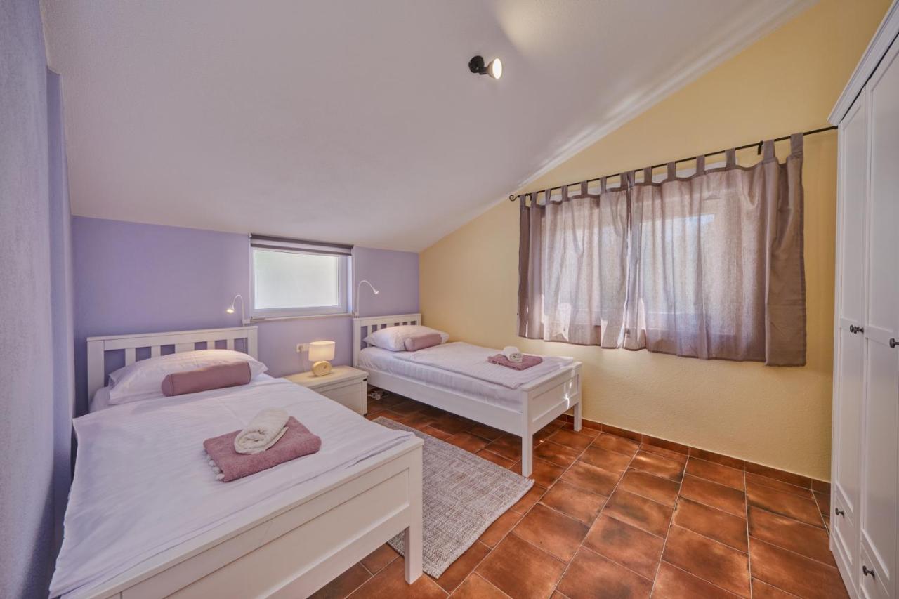Anovi Holiday Homes By Litto Трогир Экстерьер фото